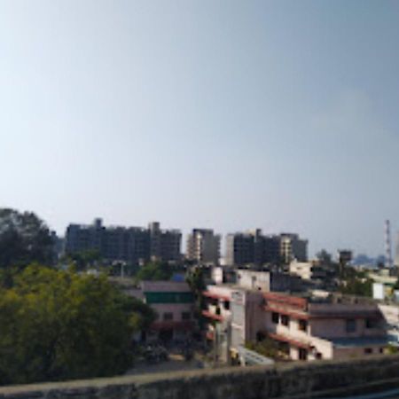 Hotel Blue Paradise Chandrapur Buitenkant foto